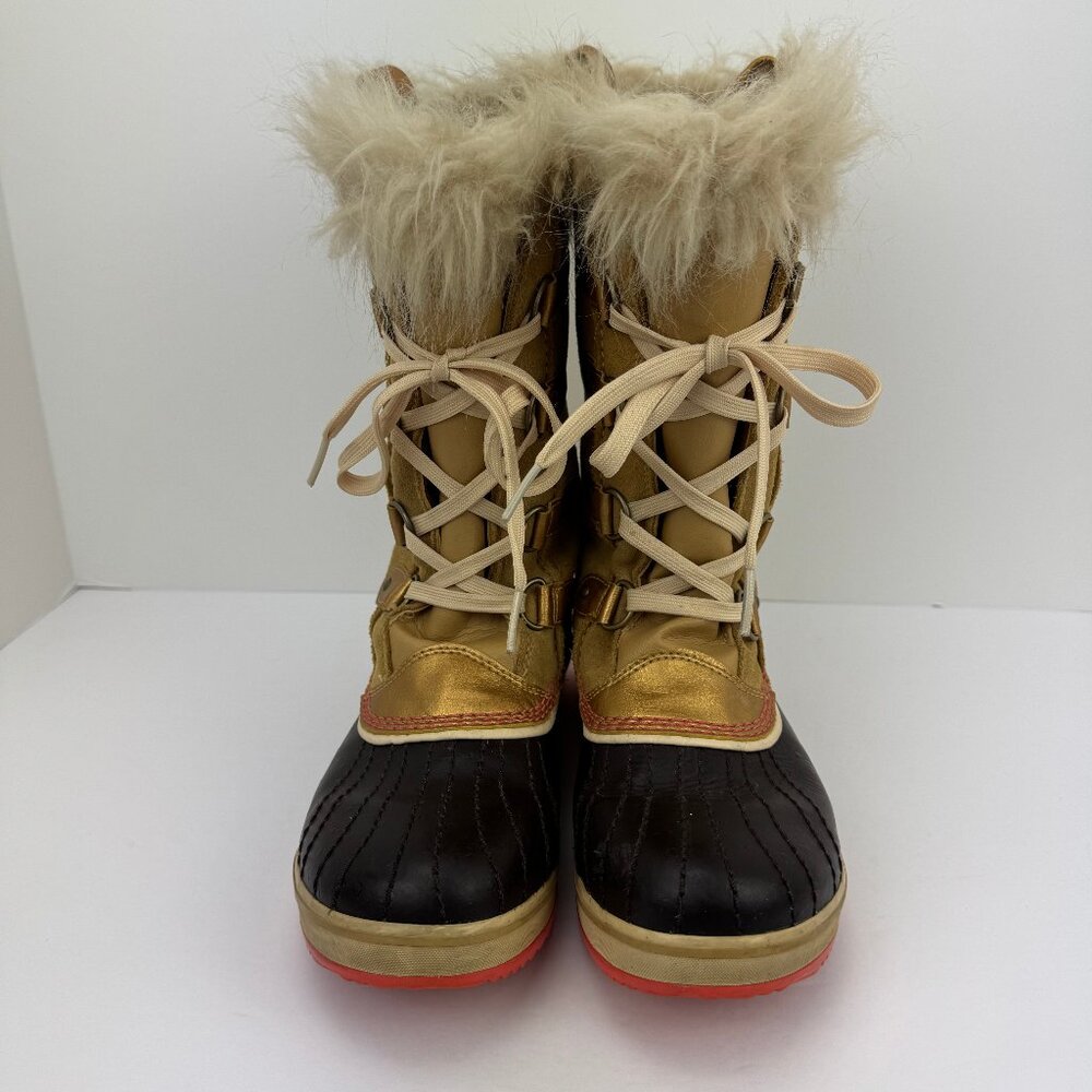 Sorel Tofino Joan or Arctic Snow Boots